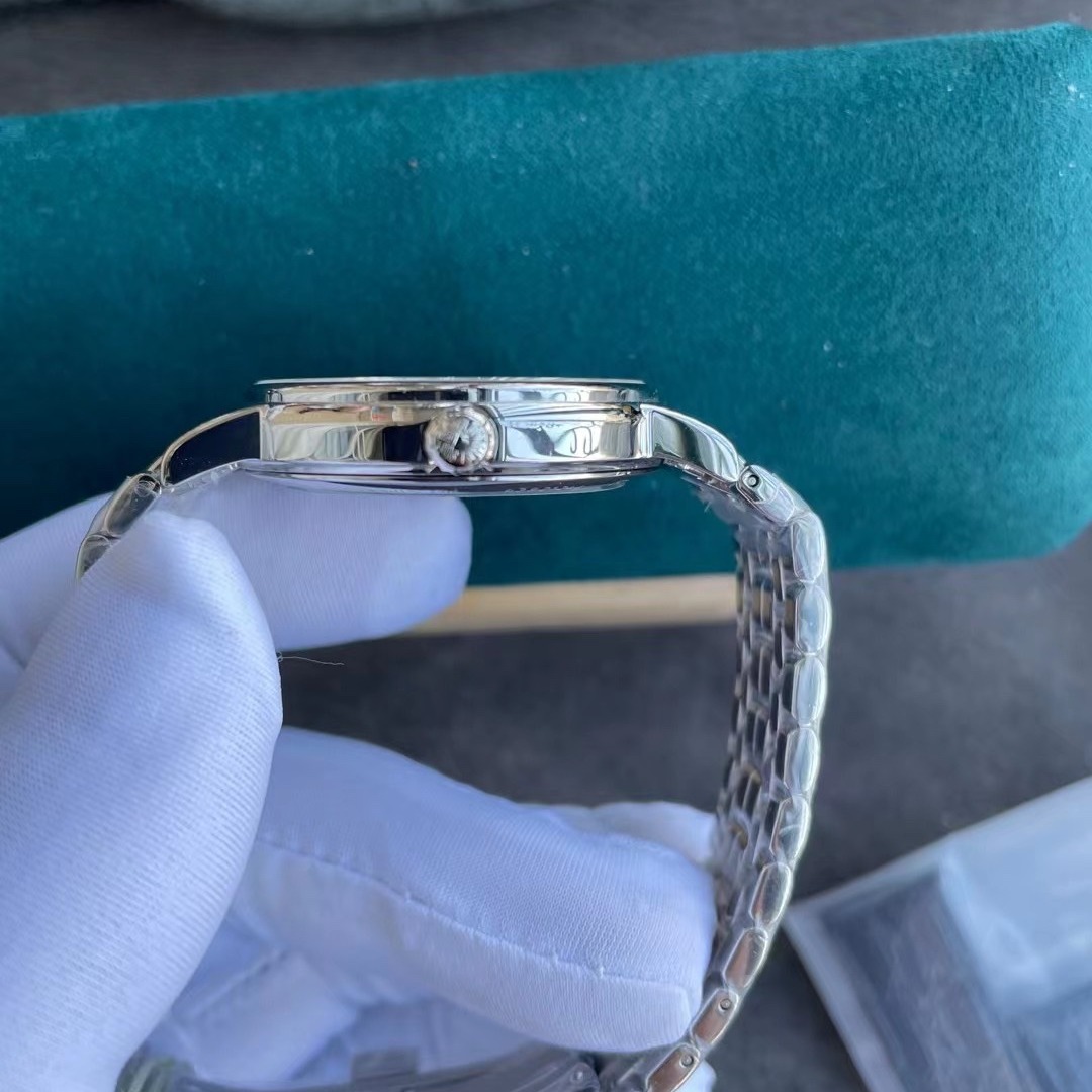 Longines watch detail view