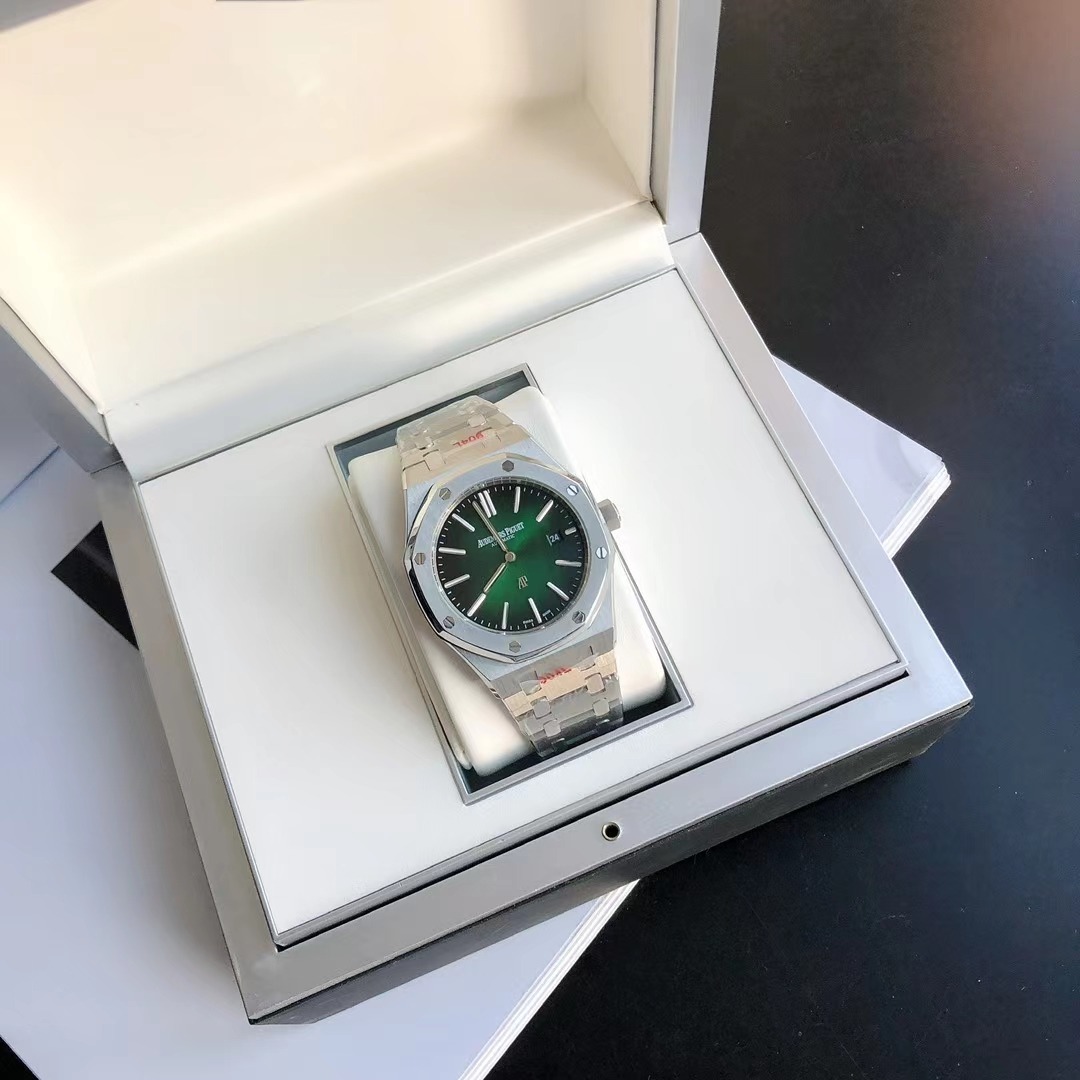 Audemars Piguet collection piece product view