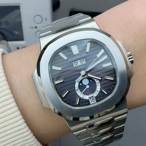 Patek Philippe product detail reference image