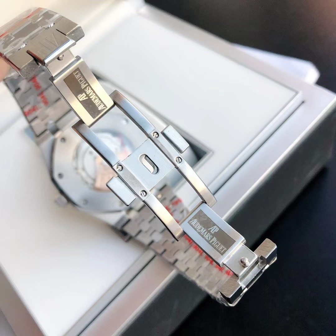 Audemars Piguet collection piece additional view