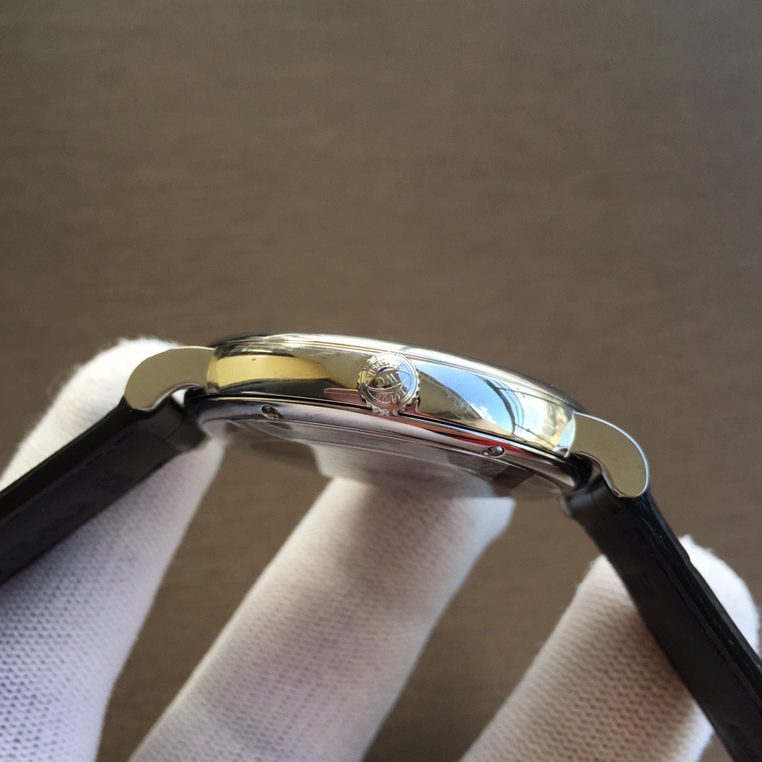 IWC product reference view