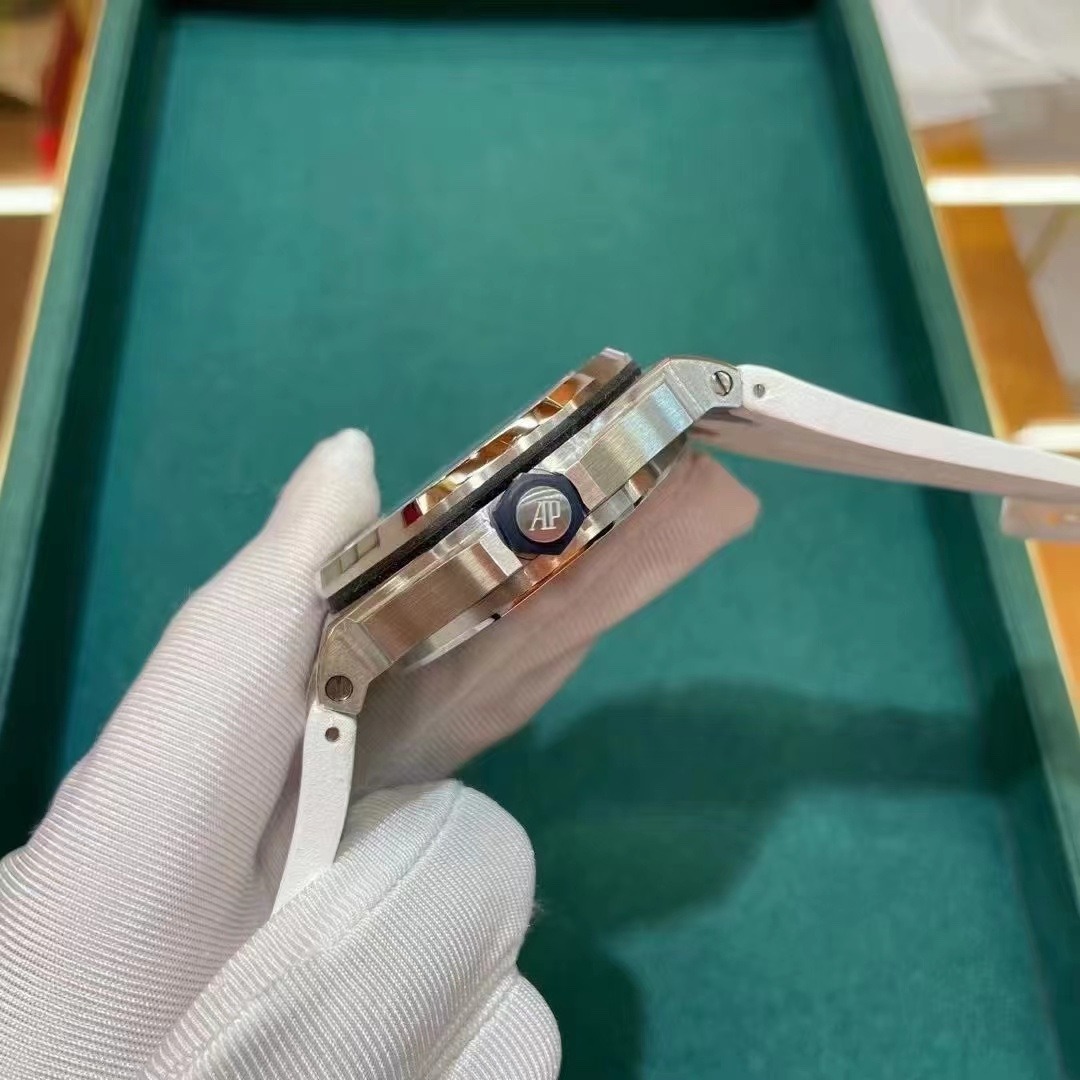 Audemars Piguet product angle