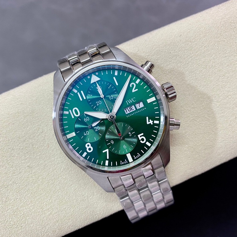 IWC product detail view