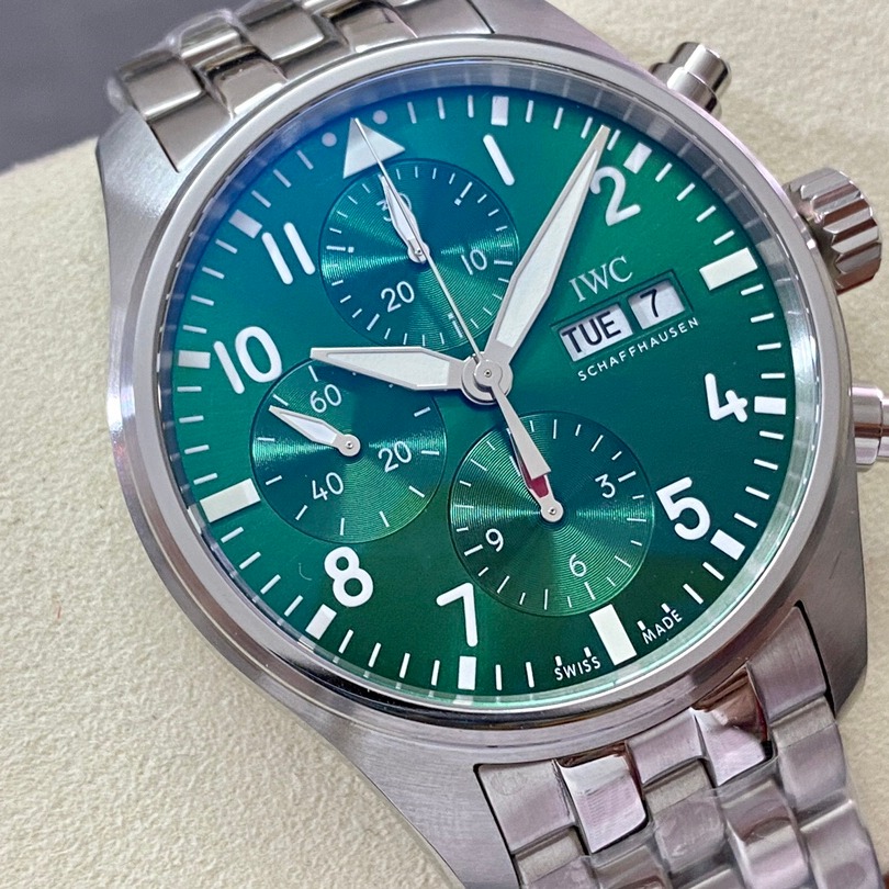 IWC catalog product view