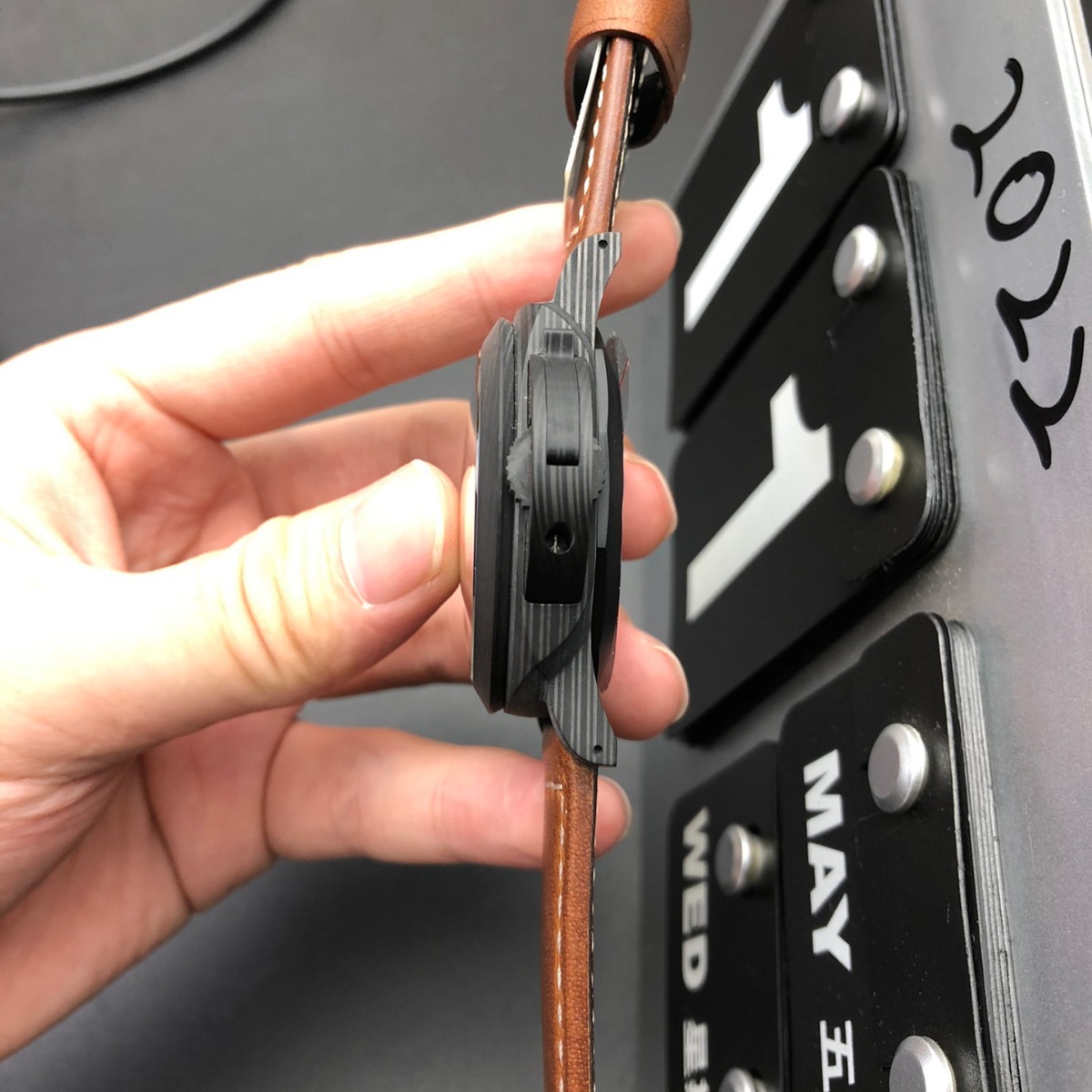 Panerai Luminor 1950 Series PAM00661 alternate view