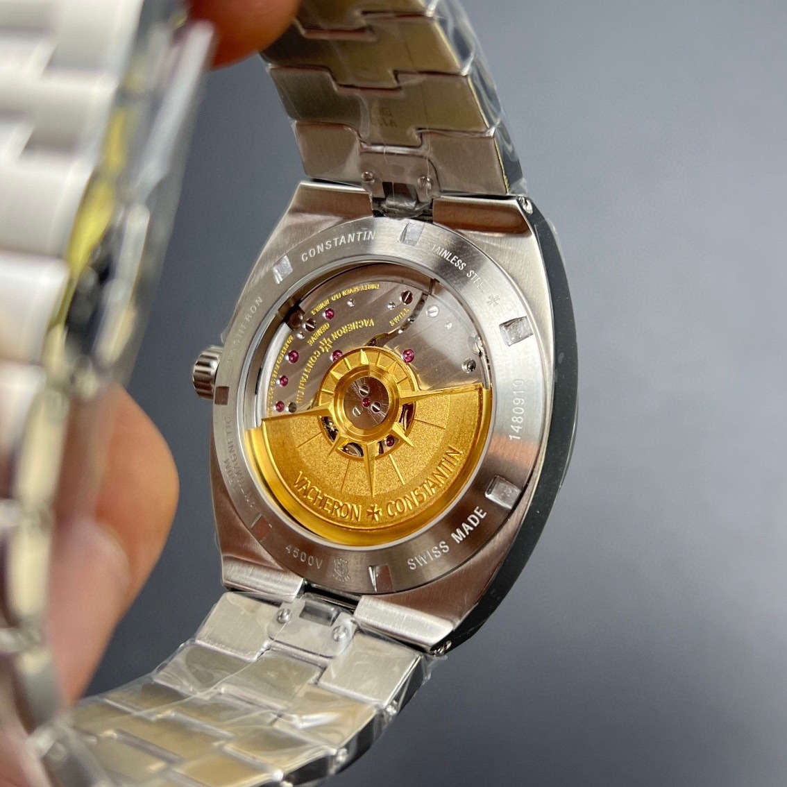 Constantin product detail reference view